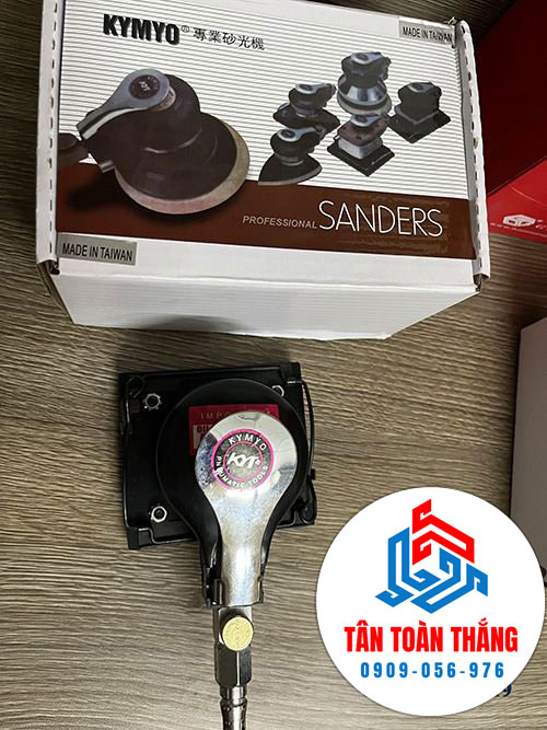 Máy chà nhám đế vuông 813Z