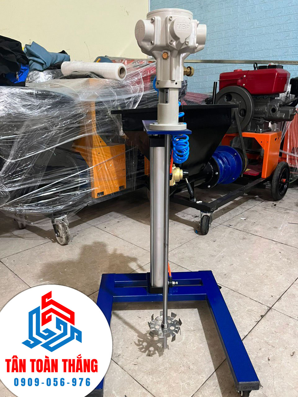 Máy khuấy hoa chất nâng hạ tự động 50 lít đến 300 lít