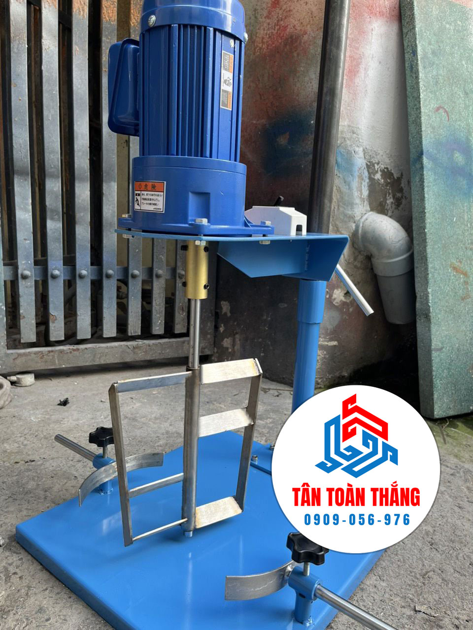 Máy khuấy sơn giả đá thùng 20 lít nâng hạ thủ công