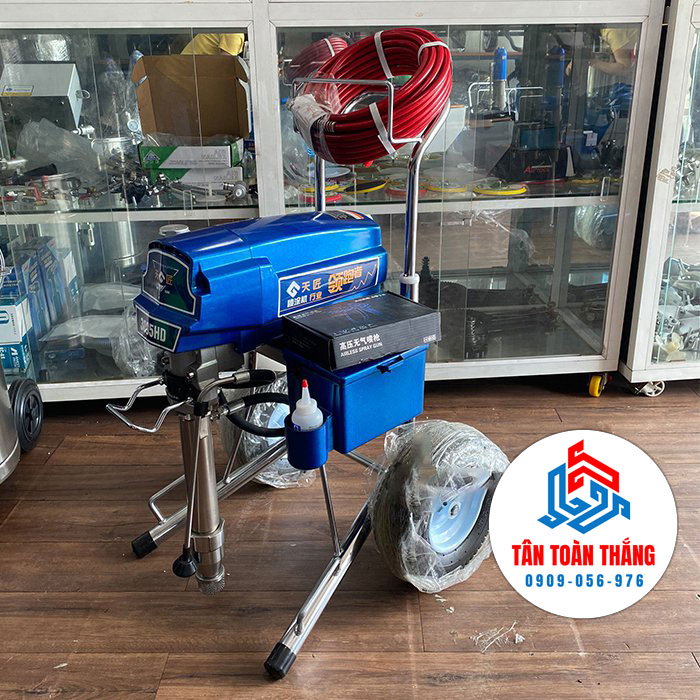 Máy phun sơn pu sàn nhà xưởng