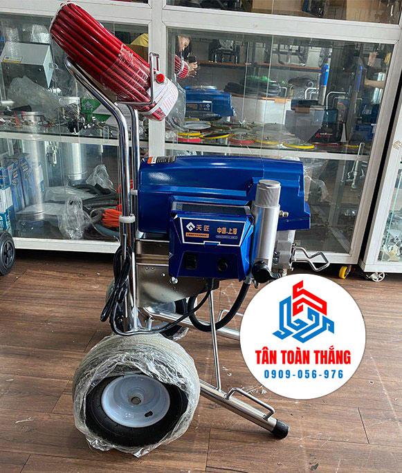 Máy phun sơn pu sàn nhà xưởng